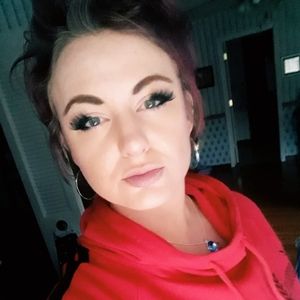 Meet your Posher, Kelley